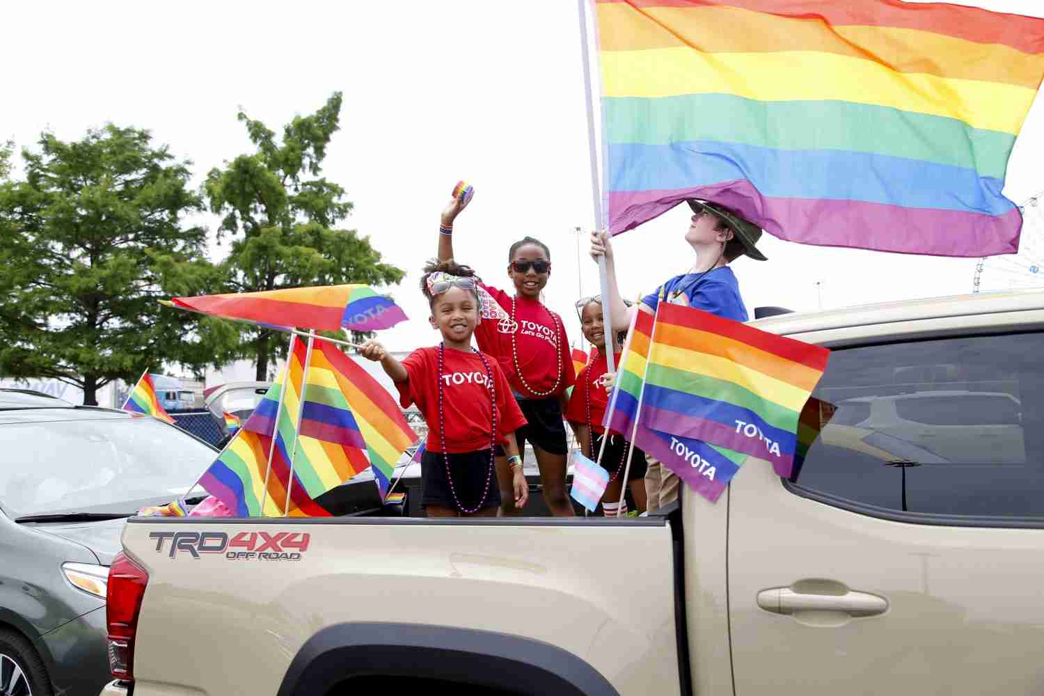 LGBT法案 与党案の修正案 衆院本会議で賛成多数で可決