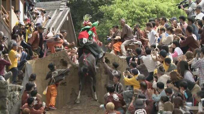 馬たたく行為、改善を指導　虐待批判の神事、三重県