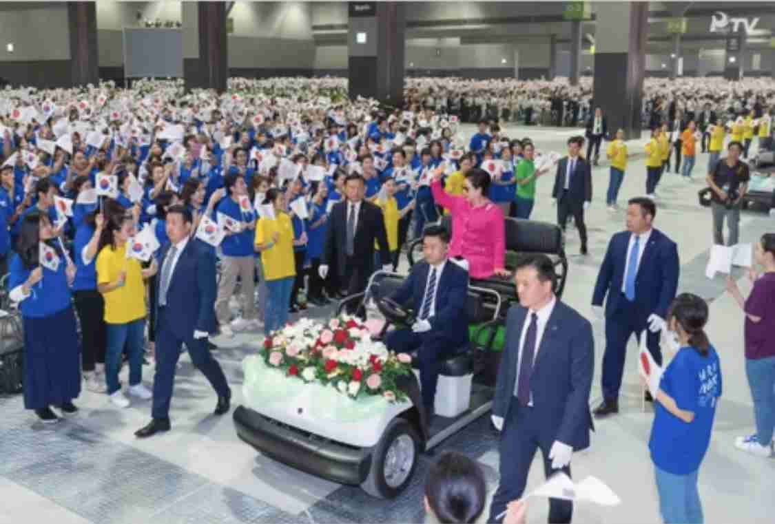 旧統一教会・教団総裁「日本は賠償を」　政治家批判、反発あらわ