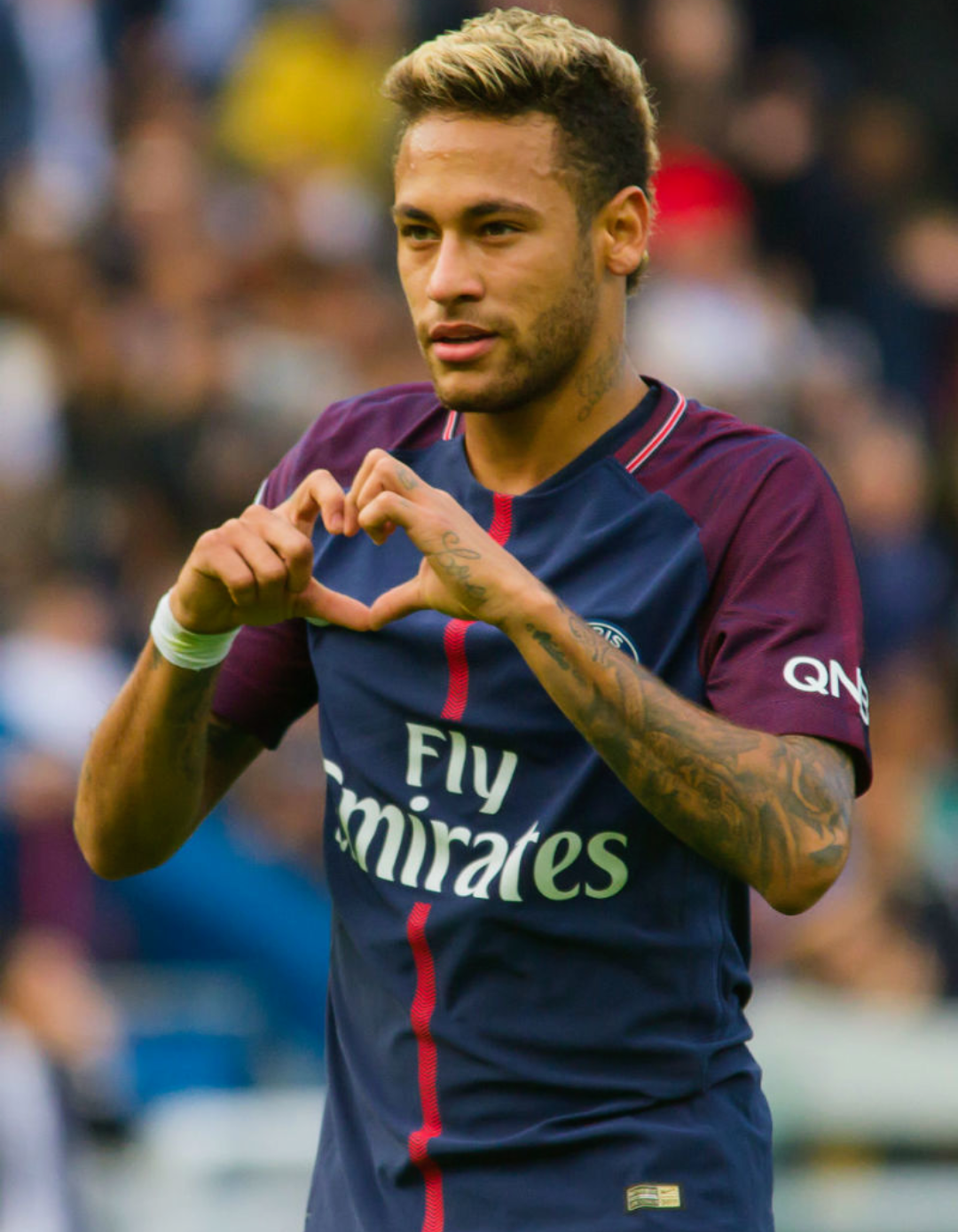 ネイマールに罰金5億円弱　自宅に人工湖を違法に建設