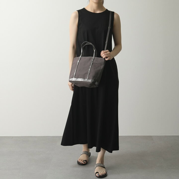 【画像】多分UNIQLOじゃないのにUNIQLOっぽく見えるファッションを貼っていこう part4