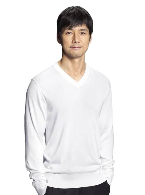 【画像】多分UNIQLOじゃないのにUNIQLOっぽく見えるファッションを貼っていこう part4