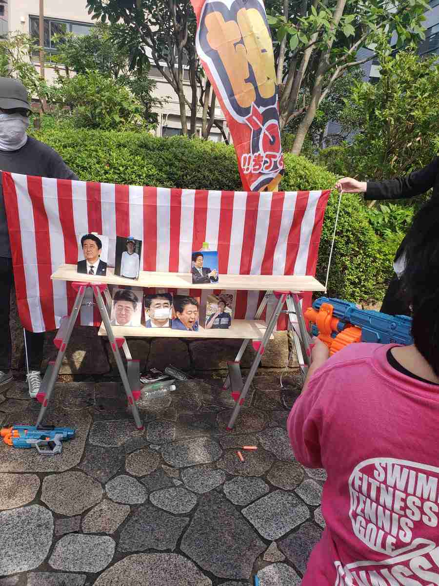 安倍晋三元首相の慰霊碑が完成　生前好んだ言葉刻まれる　奈良