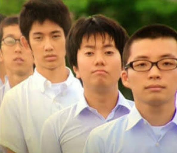 中尾明慶「ウォーターボーイズ」で「マジで仲良くなかった」共演者2人と再会 現在も俳優 ファン感激