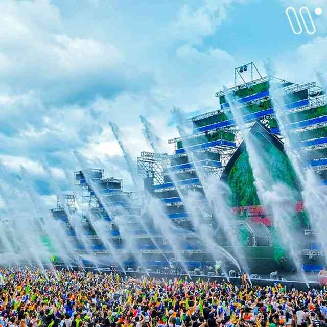 音楽イベント「ウォーターボム オオサカ2023」リハーサル中に男性スタッフ死亡 水が誤って発射 大阪市
