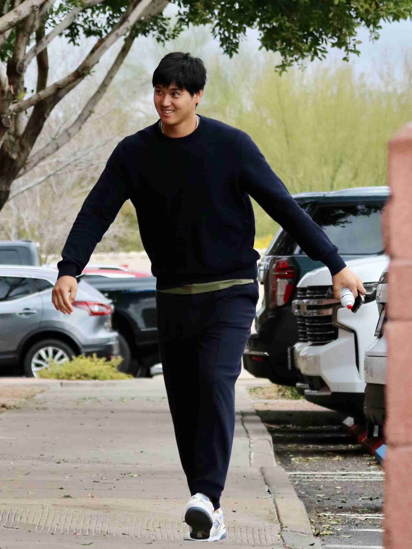 大谷翔平の“ダサかわ私服”が全米小学生で大ブーム！着用「ニューバランス」は入手困難に