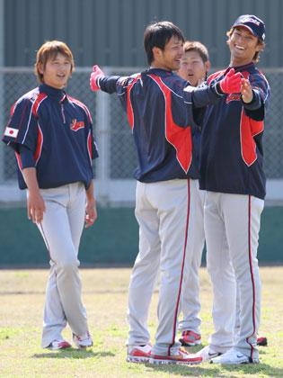 大谷翔平の“ダサかわ私服”が全米小学生で大ブーム！着用「ニューバランス」は入手困難に