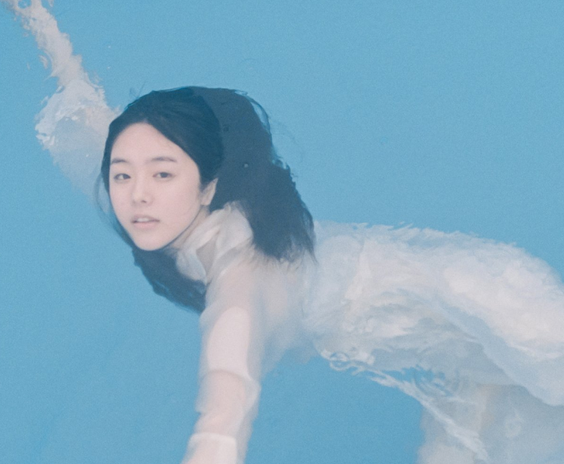 おでこの綺麗な芸能人の画像