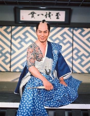 おでこの綺麗な芸能人の画像