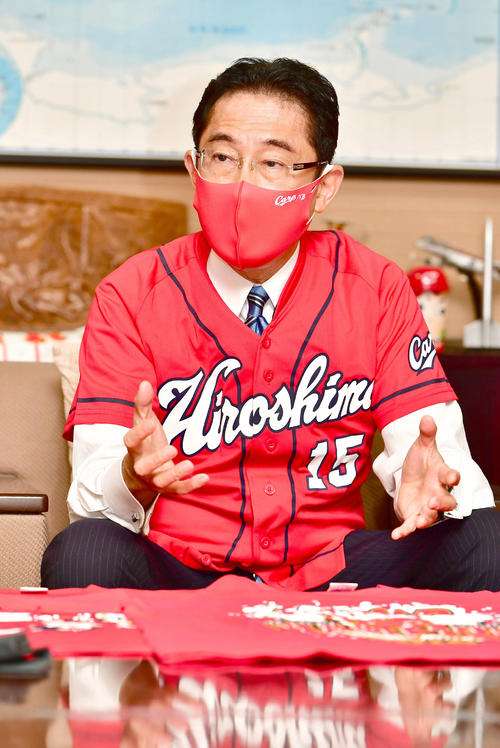 岸田首相、健康保険証の廃止延期の可能性示唆「現場の意見うかがい対応」