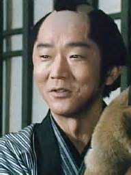 有名人の名前を思い出して脳トレするトピ