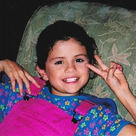 セレーナ・ゴメスがセレブ友のフォローを次々解除　SNSに嫌気さした？