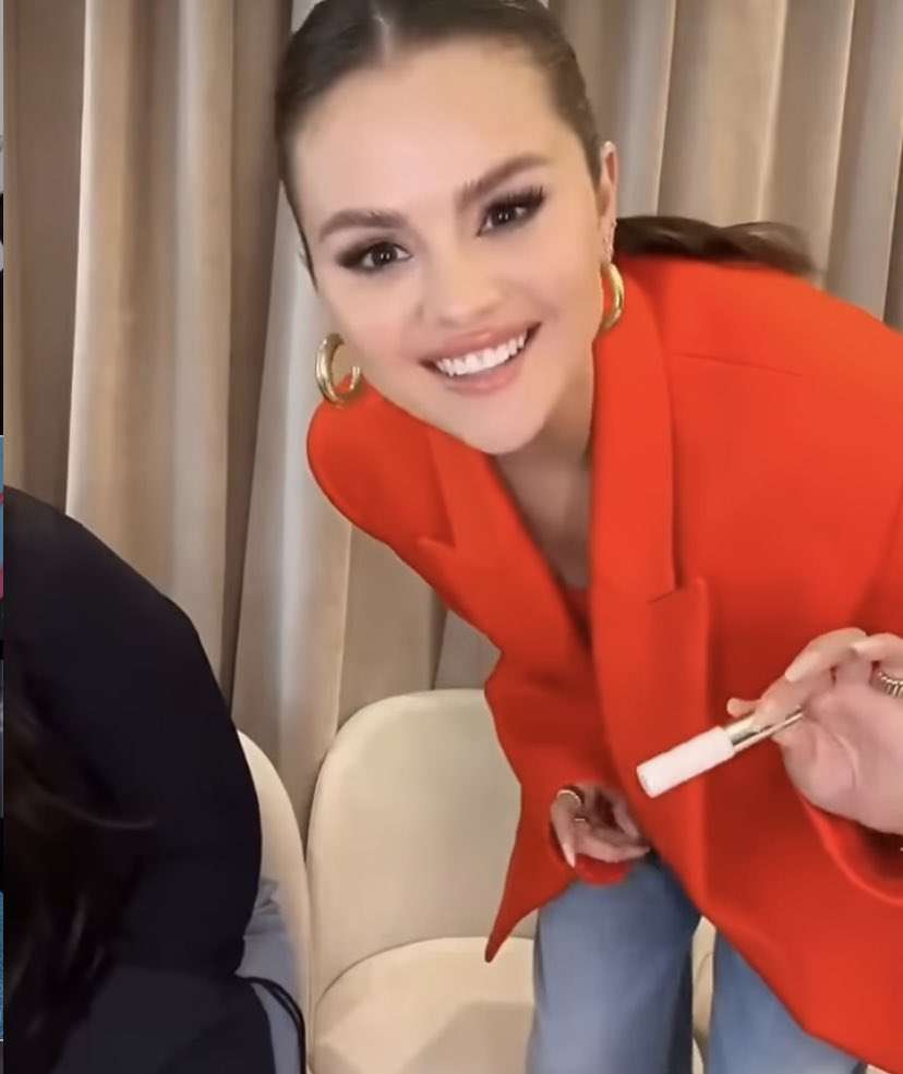 セレーナ・ゴメスがセレブ友のフォローを次々解除　SNSに嫌気さした？