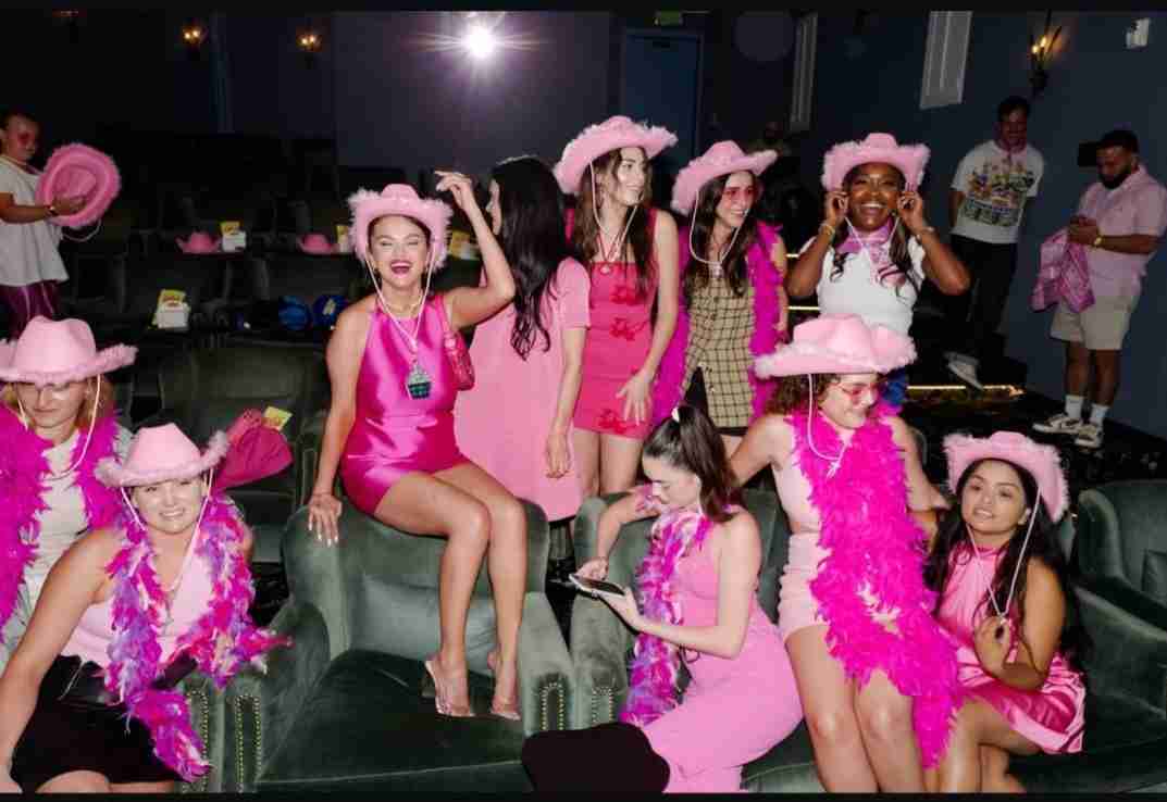 セレーナ・ゴメスがセレブ友のフォローを次々解除　SNSに嫌気さした？