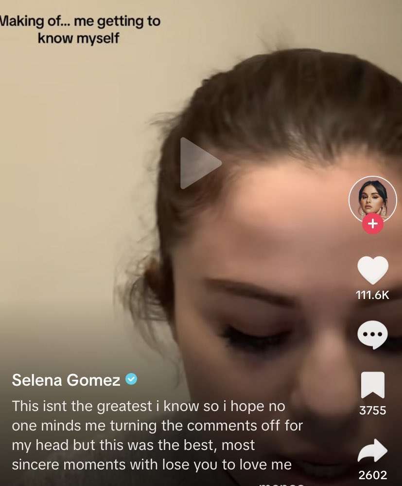 セレーナ・ゴメスがセレブ友のフォローを次々解除　SNSに嫌気さした？