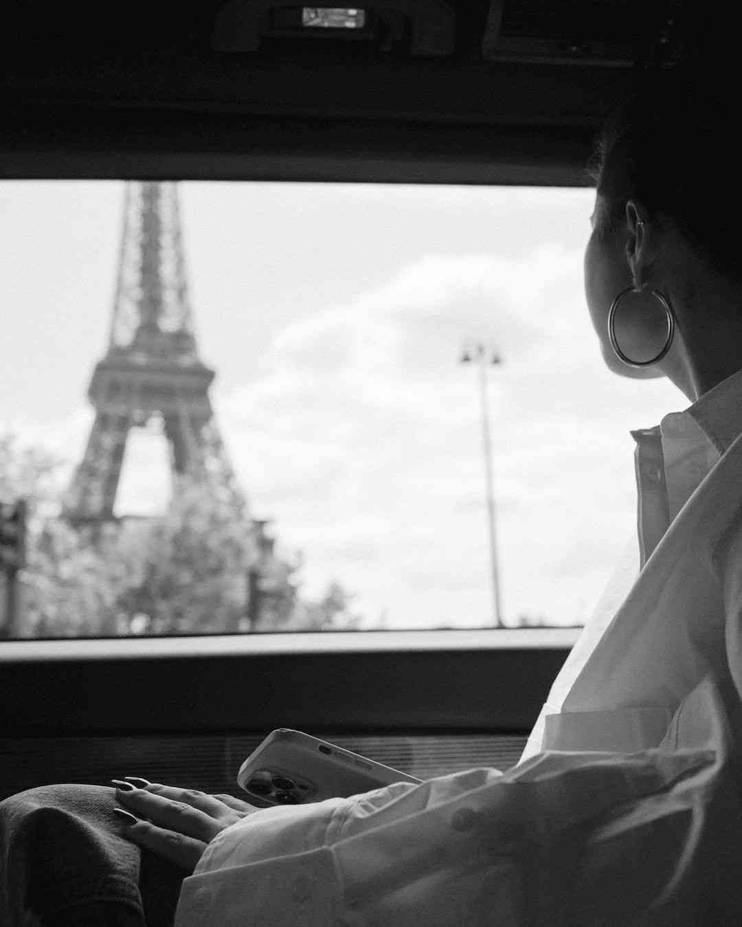 セレーナ・ゴメスがセレブ友のフォローを次々解除　SNSに嫌気さした？