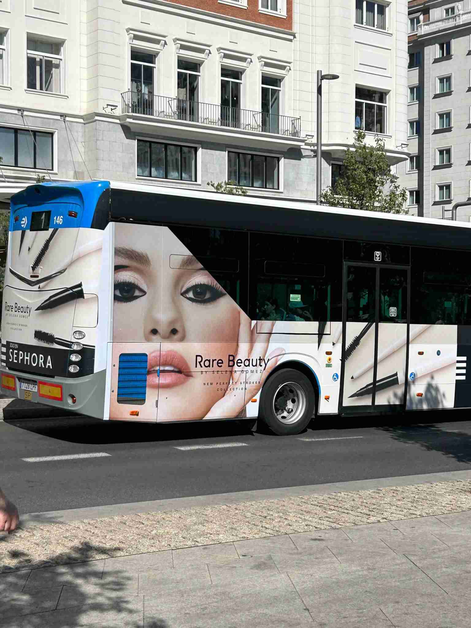 セレーナ・ゴメスがセレブ友のフォローを次々解除　SNSに嫌気さした？