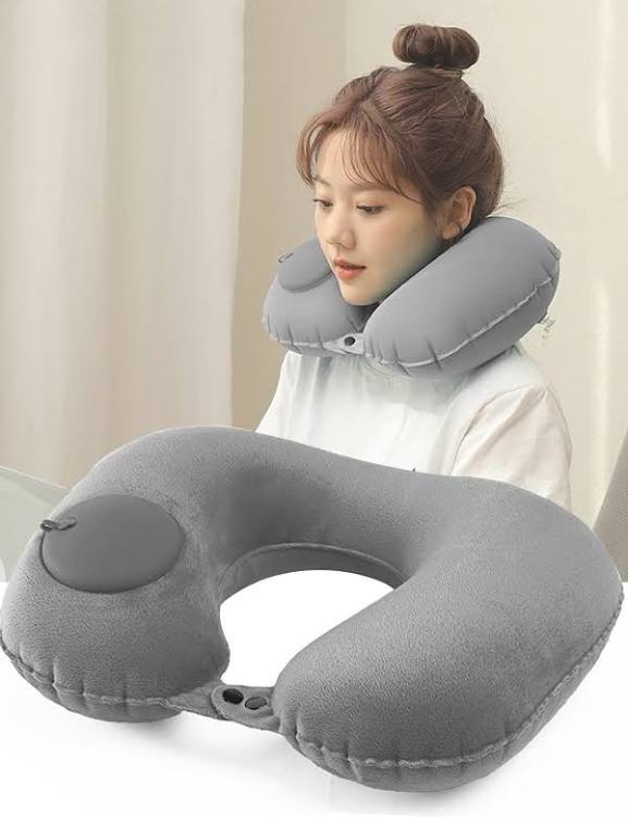 飛行機内で快適に過ごす方法