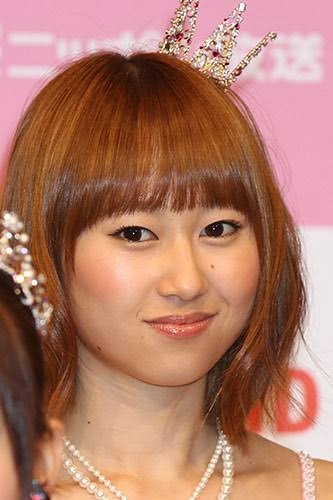 元AKB48・小林香菜　キャバ嬢転身を発表　明日花キララプロデュースの銀座の店舗に「ドレス着馴れず不思議な感じ」