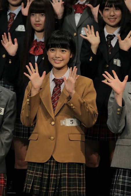 平手友梨奈が激変!久々の近影にファン衝撃「テチ!?」「雰囲気が全然違う」「スタイル抜群」