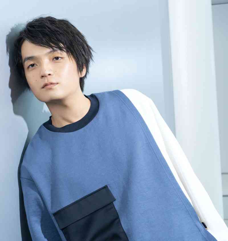 平手友梨奈が激変!久々の近影にファン衝撃「テチ!?」「雰囲気が全然違う」「スタイル抜群」