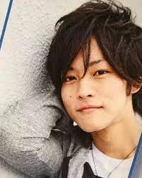 推しが結婚してる(既婚者の)人