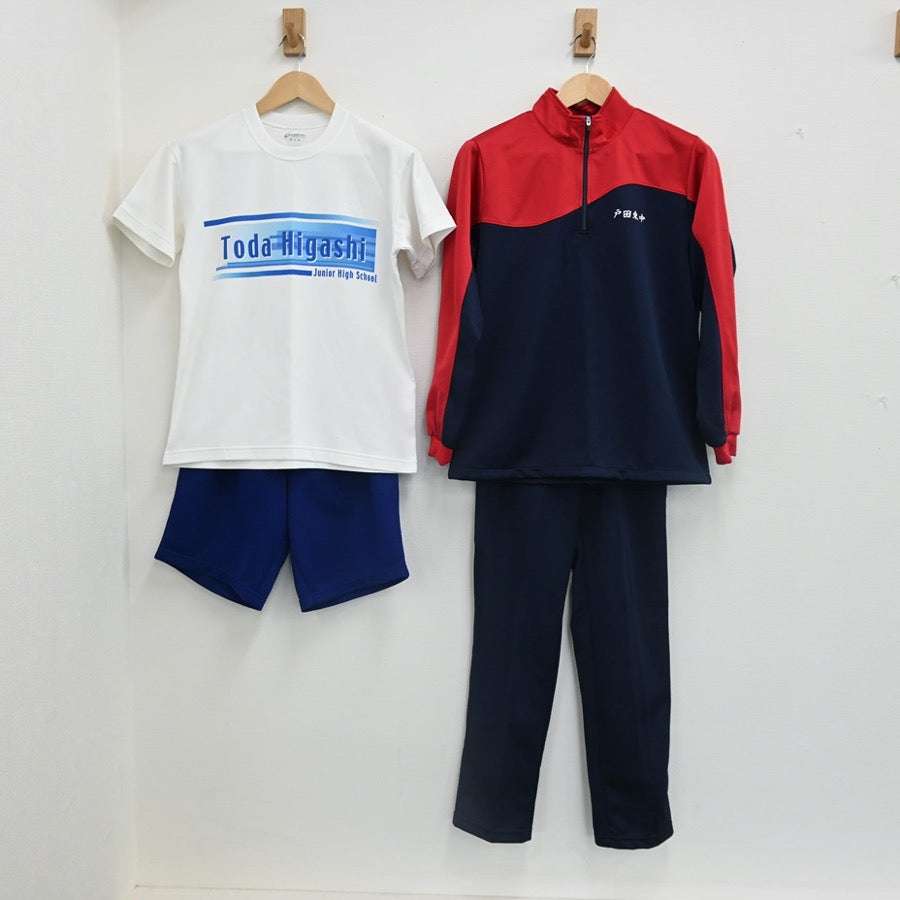 鳥羽シェフ、不倫発覚後の映画チケット販売　監督は公開に難色「恩を仇で返したくない」　予告に妻子の姿