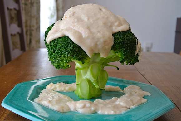 学校でどうやって食べるんだ!?　みきママが作ったぶっ飛び弁当、高2息子のリアクションが意外すぎて「まじ？」