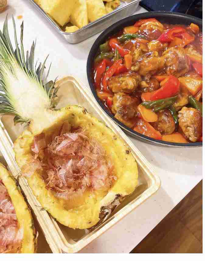 学校でどうやって食べるんだ!?　みきママが作ったぶっ飛び弁当、高2息子のリアクションが意外すぎて「まじ？」