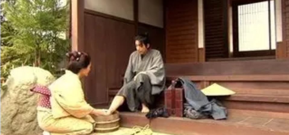 矢田亜希子、帰宅したら洗面台で必ず足を洗う習慣明かす「家の中の地面が汚くなったら嫌なので、とにかく除菌」