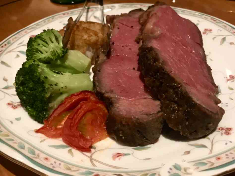 英国発祥のハイティー、人気上昇…「貴族の習慣」アフタヌーンティーより豪華な食事