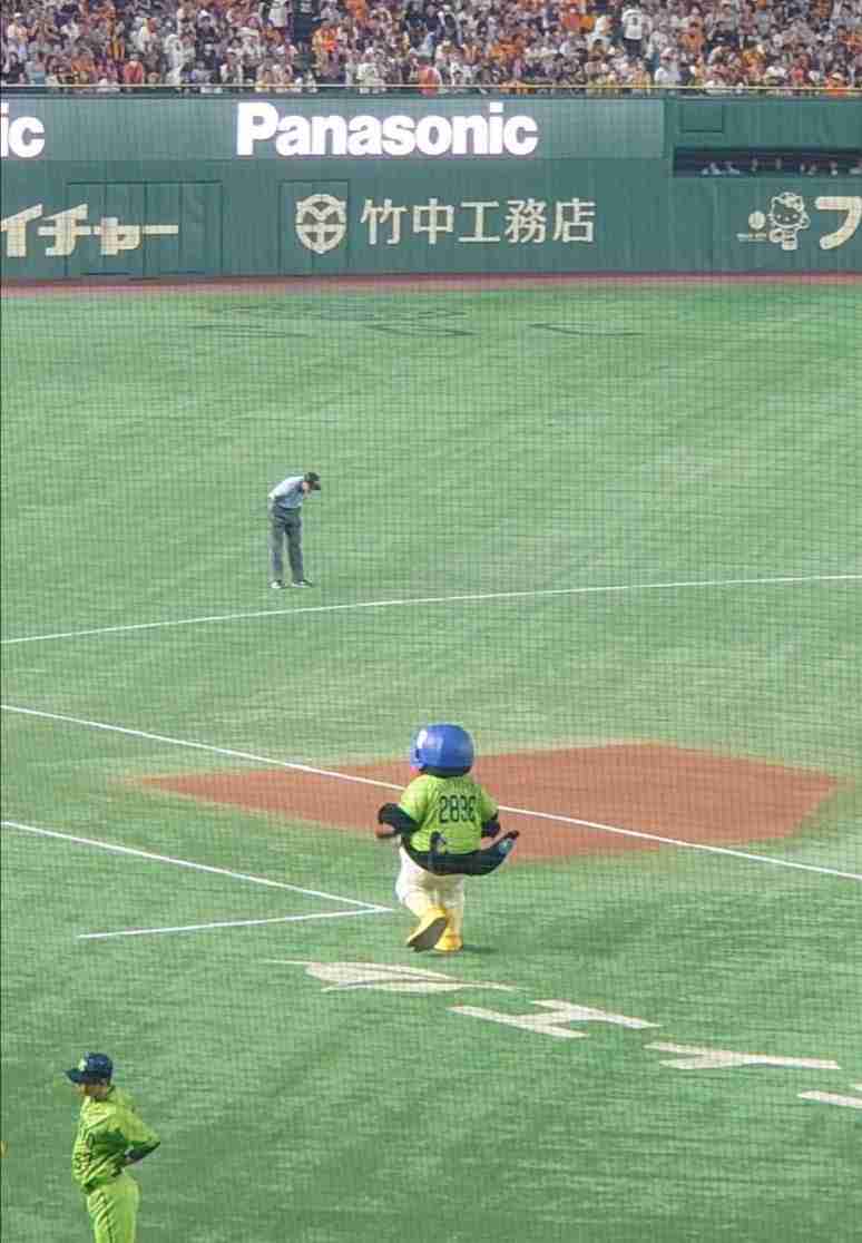 【主は】つば九郎について知ってること【にわか】      