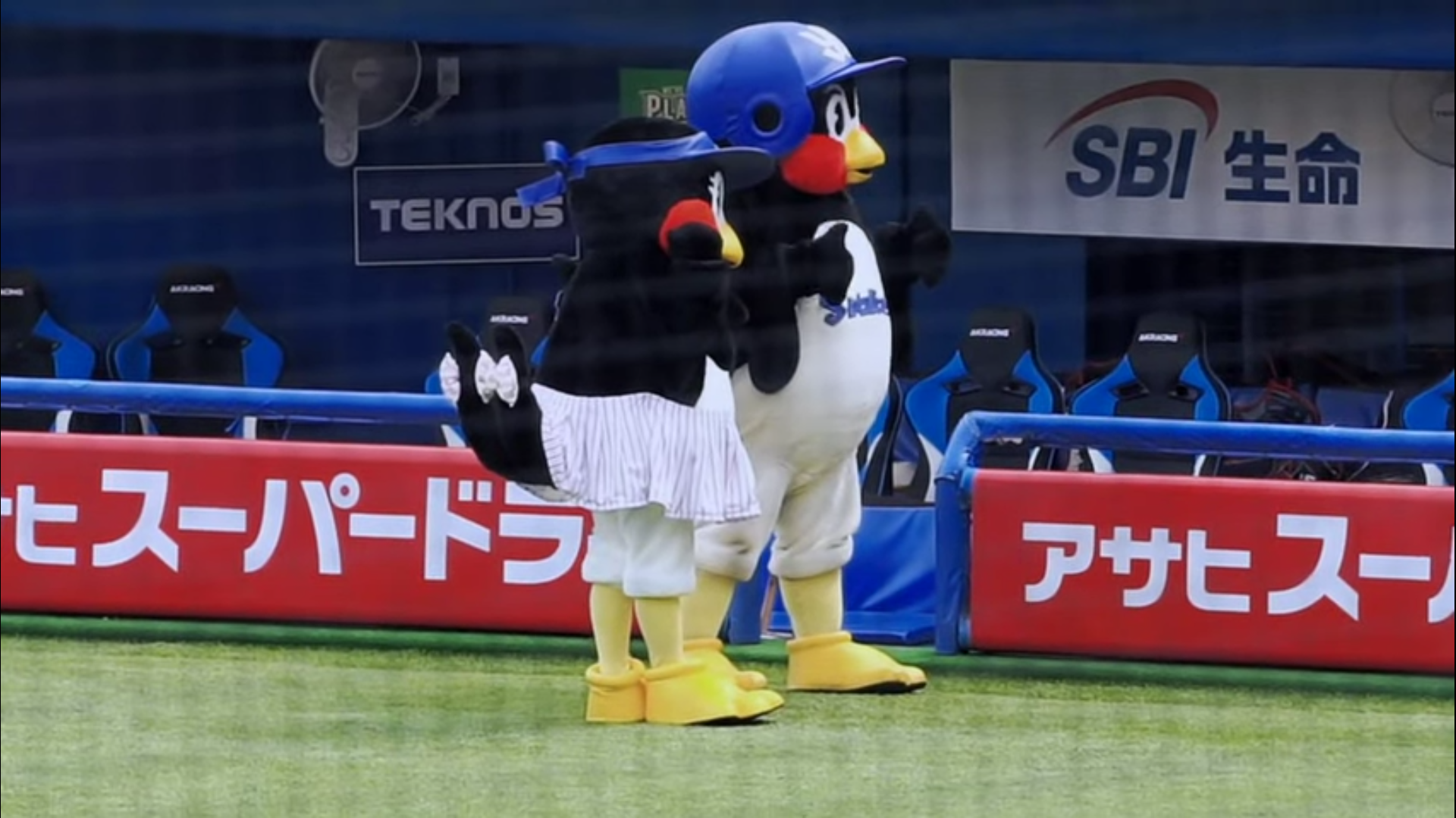 【主は】つば九郎について知ってること【にわか】      