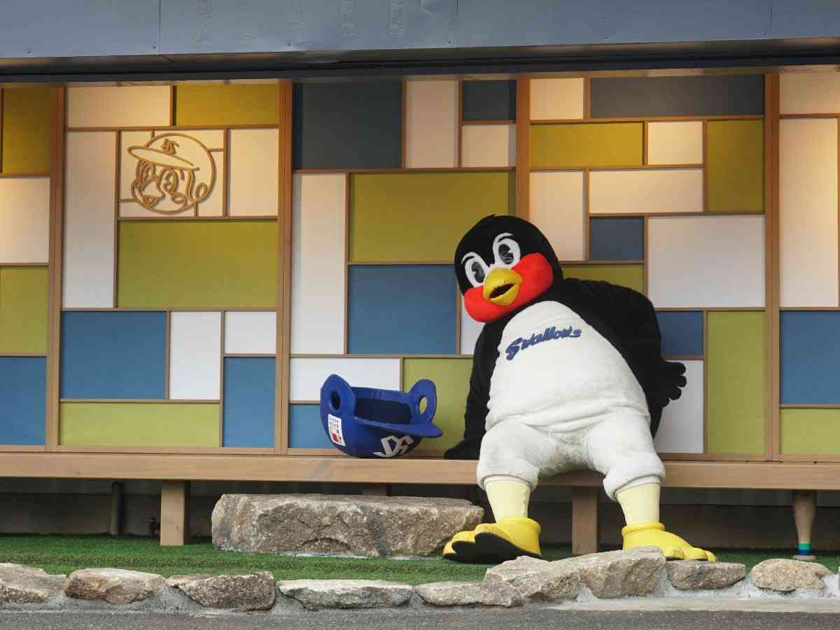 【主は】つば九郎について知ってること【にわか】      