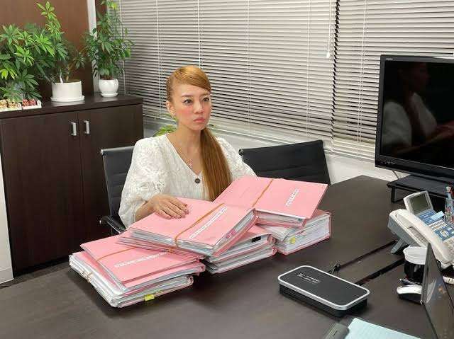 あびる優、親権持つも離れて暮らす愛娘にメッセージ「守ってあげられなくてごめんね」