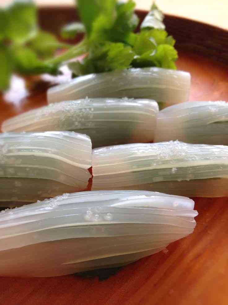 1番最初に食べる寿司ネタは何ですか？