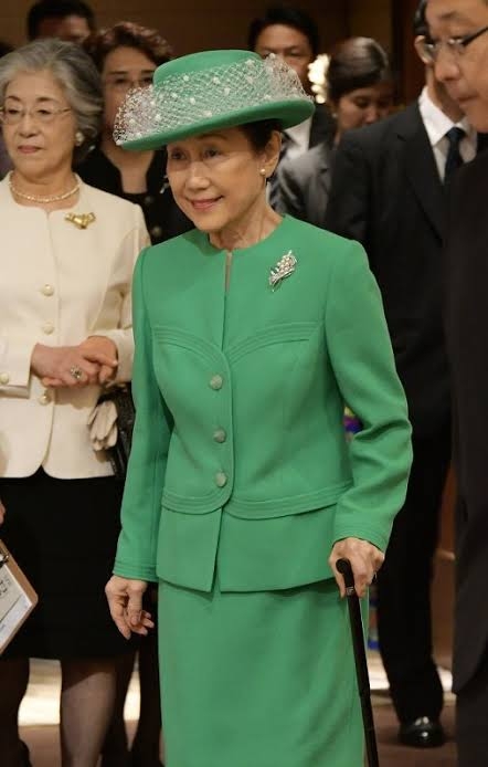 カップ&ソーサーどちらかが割れたらどうしてますか？