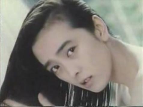 浅野忠信、18歳年下の妻・中田クルミと挙式の和装2ショット 結婚1周年に「愉快な毎日に感謝です!」