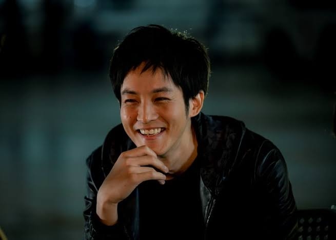 日曜劇場『VIVANT』待望のノベライズ化決定! 本格派ミステリー小説として8.30上巻発売