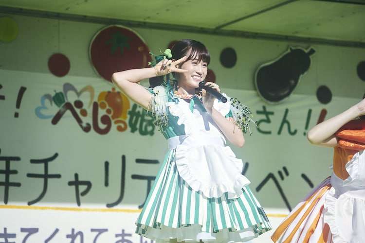 「アイドルのあっちゃんがまた見れるなんて」前田敦子、ツインテール&絶対領域のアイドル姿にファン歓喜