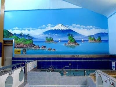 アメリカ人には信じられない日本の温泉・銭湯 街やプールでは肌を隠すのになぜ丸裸になれるの!?