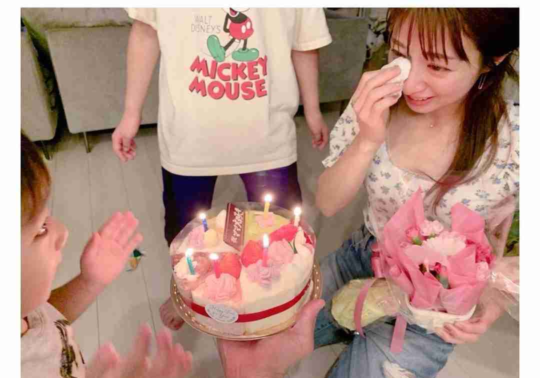 みんな大きくなってる！　辻希美＆杉浦太陽、三男・幸空の七五三で大迫力の家族ショット「幸せな時間でした」