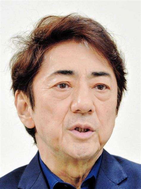 篠原涼子、元夫・市村正親のライブにサプライズ出演　離婚後も「主人」呼びに周囲は困惑