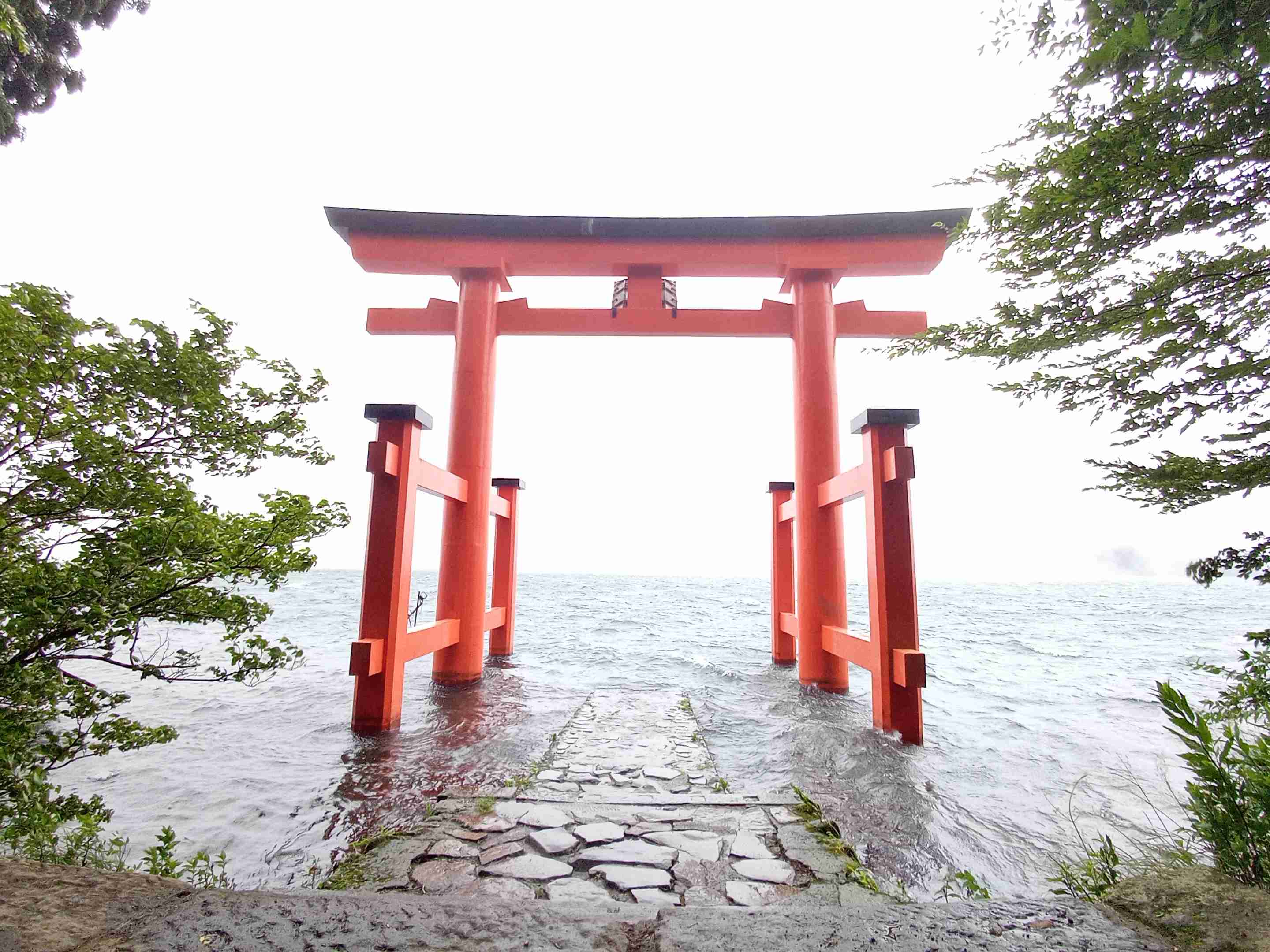 呼ばれた気がしてパワースポットに行った人