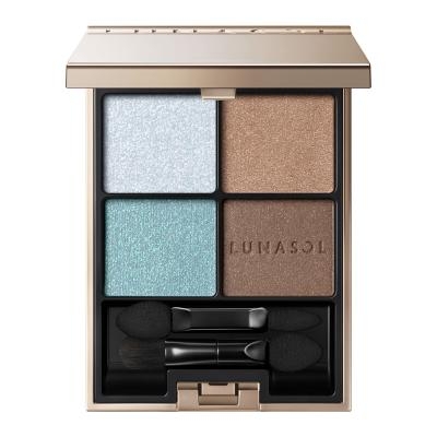 使い方が難しい配色のアイシャドウを頑張って使ってる人集合！