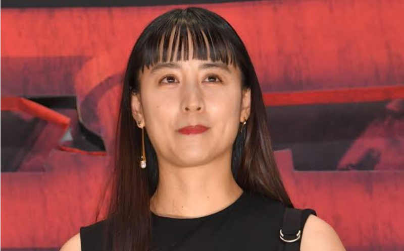 前髪って自分で切る?美容室行く?
