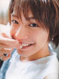 元・成宮寛貴さん、41歳最新の姿に騒然「なんてカッコいい」「どんどん素敵に」人気絶頂で引退から7年