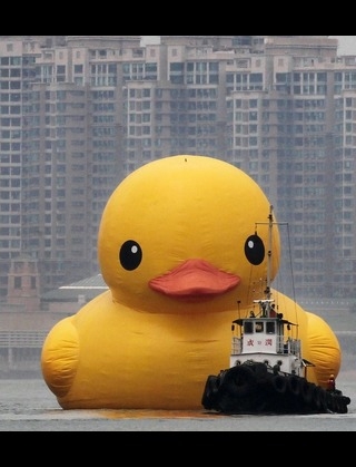 自分で撮った海外の写真を貼ってどこの国か当ててもらうトピ