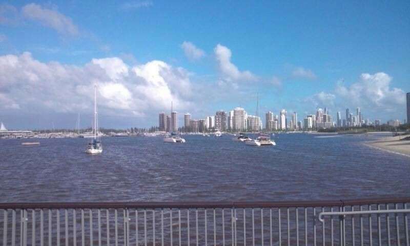 自分で撮った海外の写真を貼ってどこの国か当ててもらうトピ