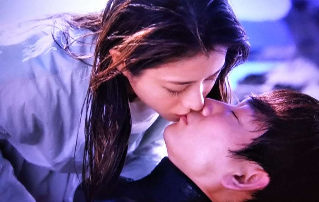 ドラマの美男美女のキスシーンが集まってくるトピ（日本ドラマ編）